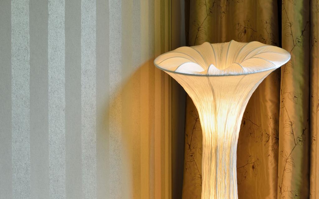 Privathotel Lindtner Hamburk Exteriér fotografie A floor lamp